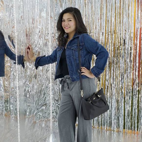 Meet your Posher, Rica jean - Picture 1 of 1